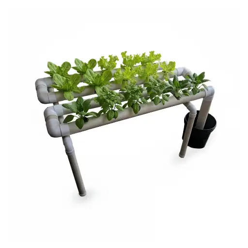 Sistema hidropônico para 28 plantas com acessórios inclusos.